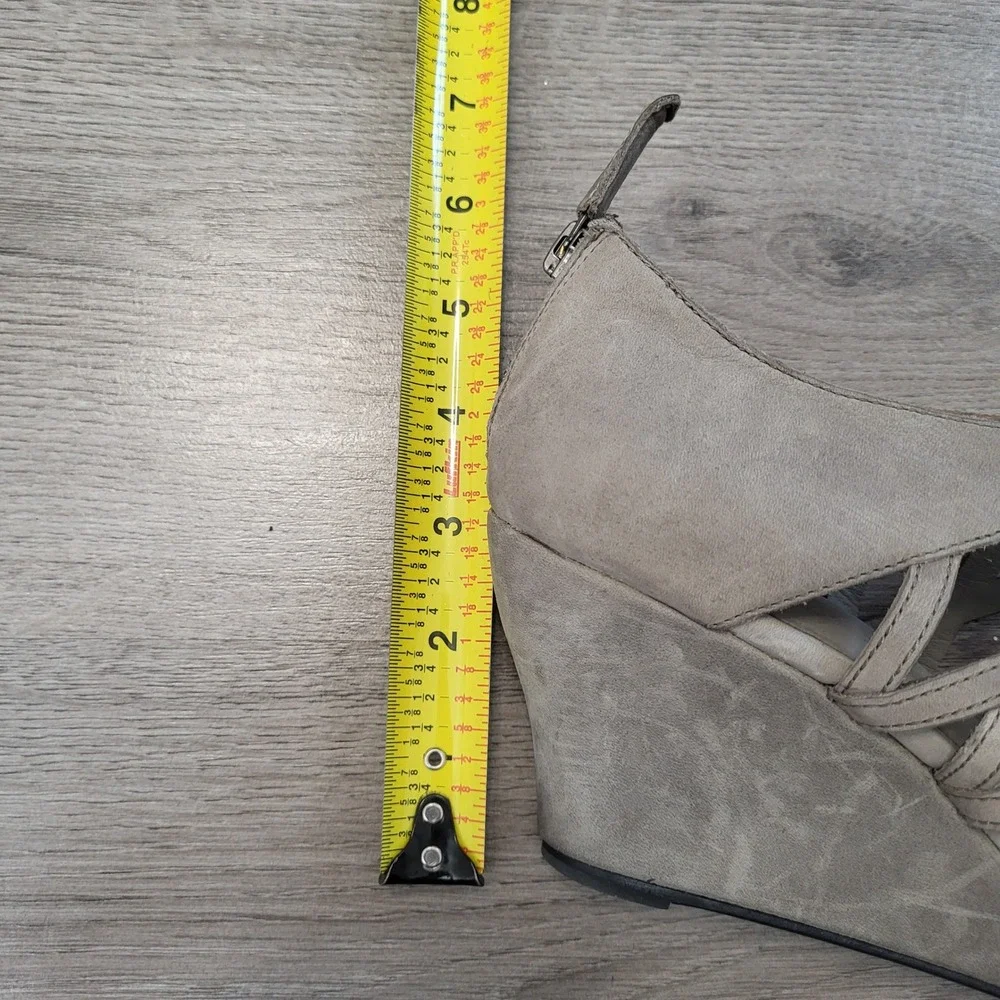 Eileen Fisher‎ Womens Gray Leather Caged Wedge Heel Sandals Back Zip Size 7